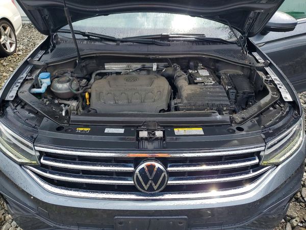 2023 VOLKSWAGEN TIGUAN 4Motion SE