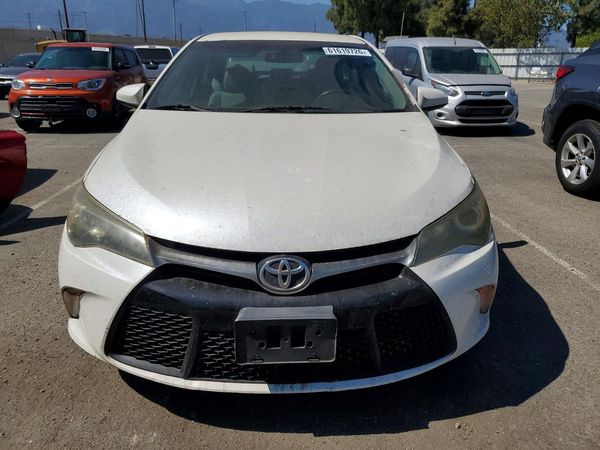 2015 TOYOTA CAMRY