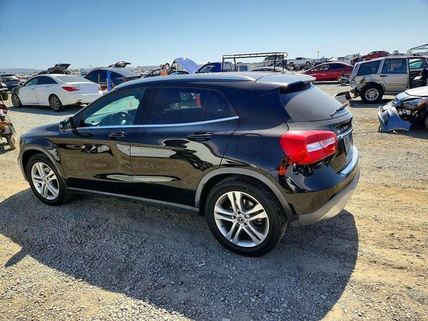 2018 MERCEDES-BENZ GLA GLA250-4M