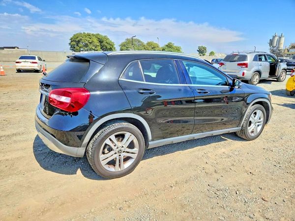 2018 MERCEDES-BENZ GLA GLA250-4M