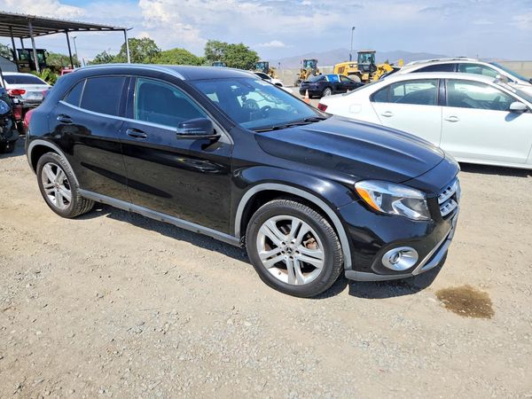 2018 MERCEDES-BENZ GLA GLA250-4M