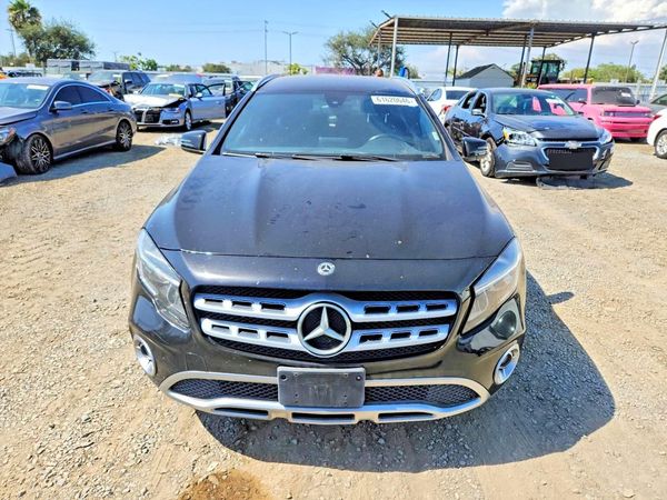 2018 MERCEDES-BENZ GLA GLA250-4M