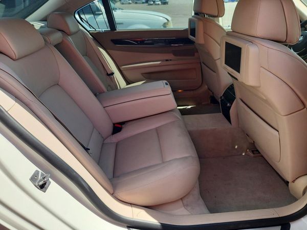 2012 BMW 750 750Li/Alpina B7