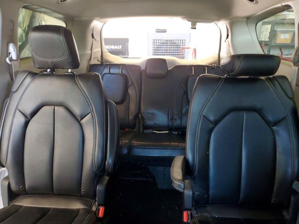 2020 CHRYSLER VOYAGER LXI