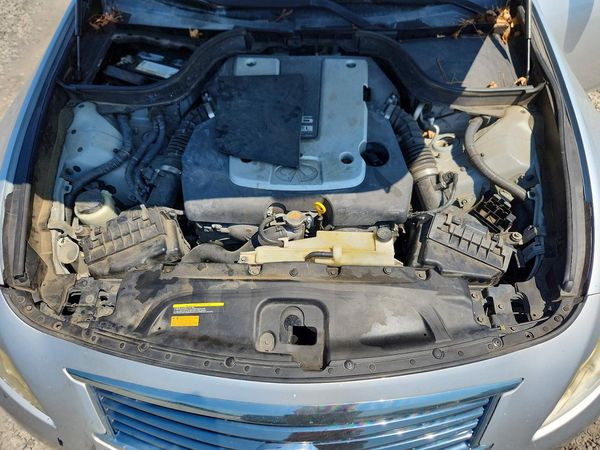 2013 INFINITI G37