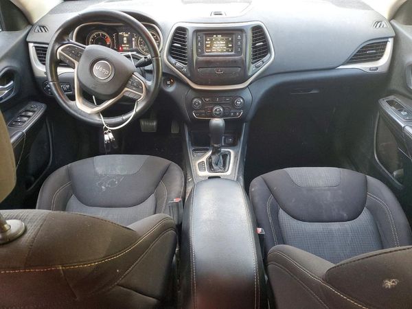 2017 JEEP CHEROKEE LATITUDE FWD