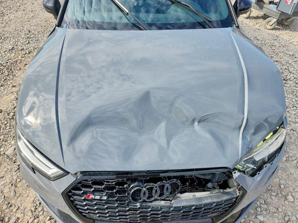 2018 AUDI RS3 quattro