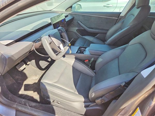 2025 TESLA MODEL 3 — DENT