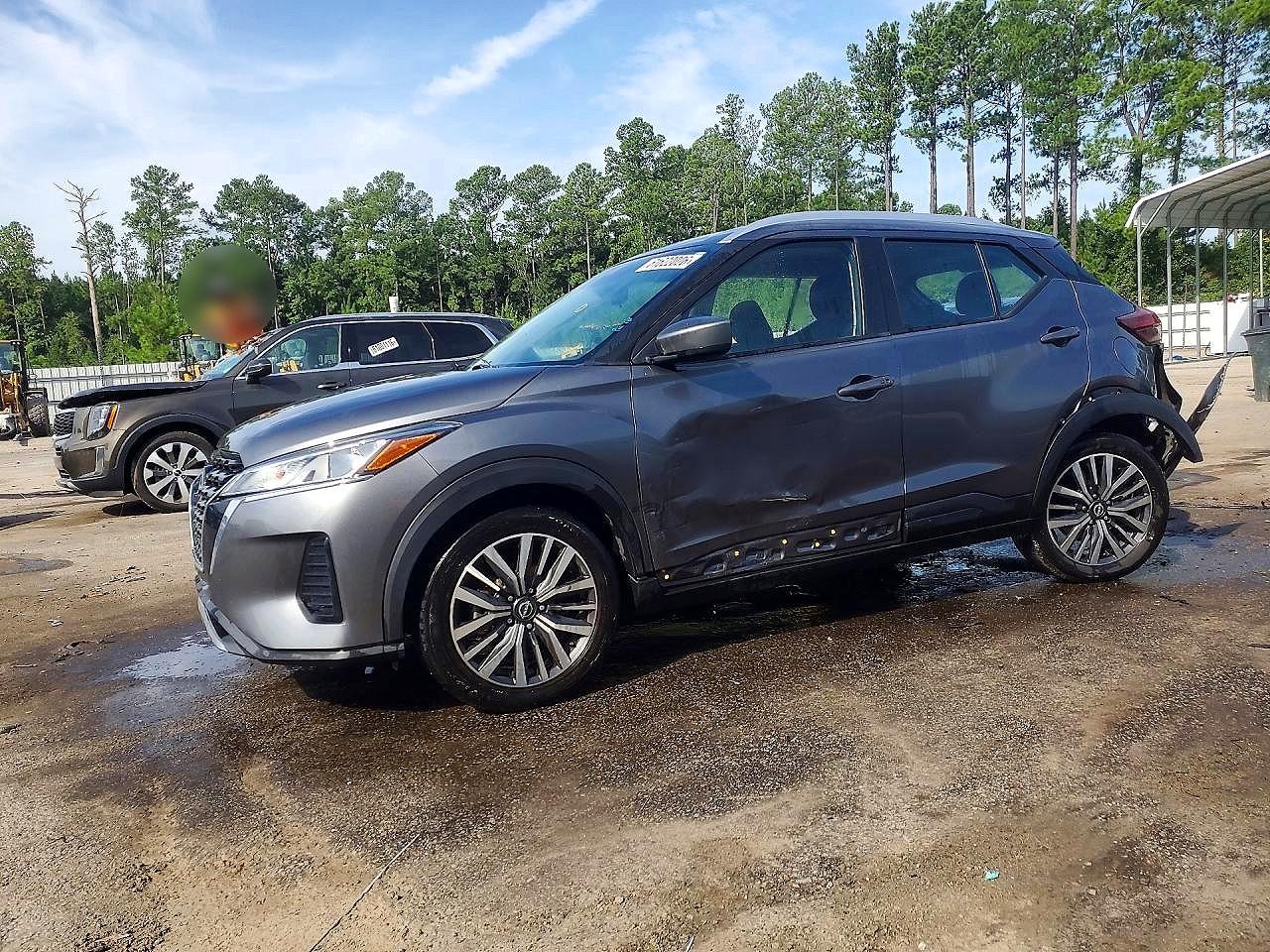 2022 NISSAN KICKS