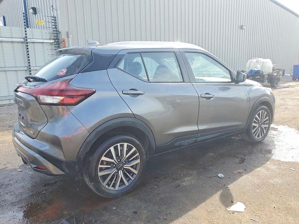 2022 NISSAN KICKS