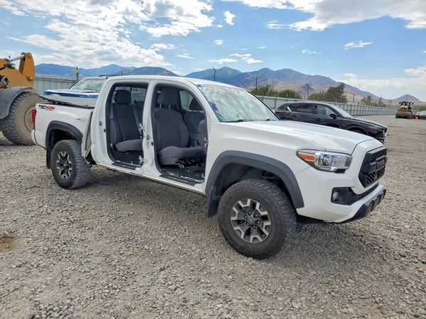 2018 TOYOTA TACOMA