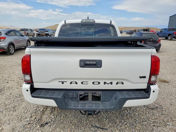 2018 TOYOTA TACOMA