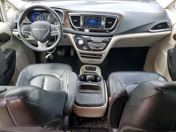 2019 CHRYSLER PACIFICA