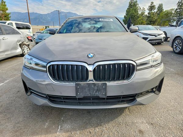 2021 BMW 530E