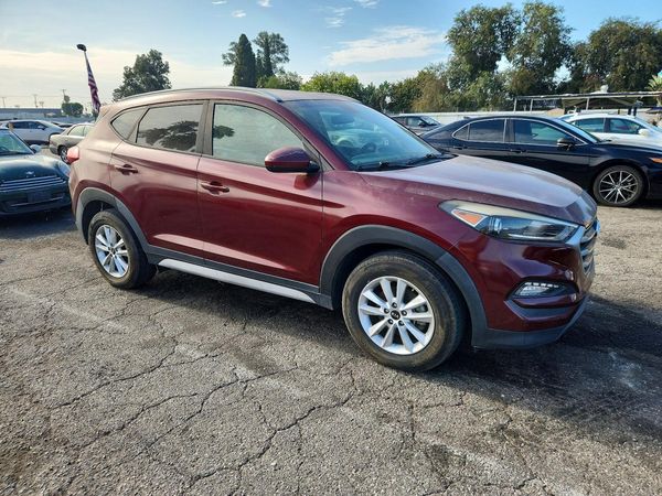 2018 HYUNDAI TUCSON