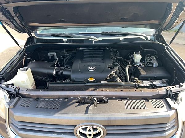 2015 TOYOTA TUNDRA SR5 Grade
