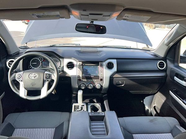2015 TOYOTA TUNDRA SR5 Grade