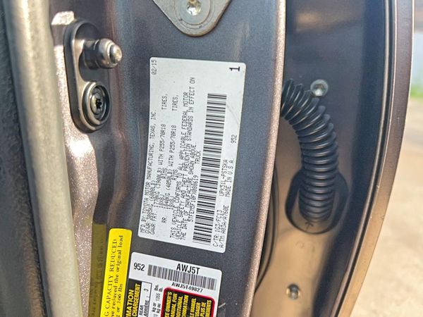 2015 TOYOTA TUNDRA SR5 Grade