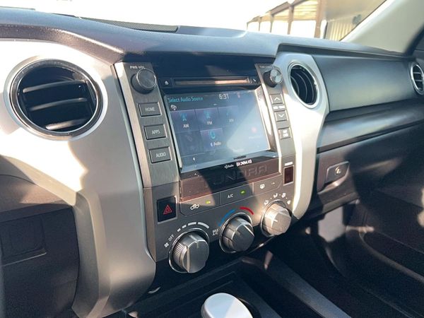 2015 TOYOTA TUNDRA SR5 Grade