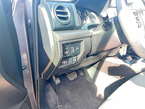 2015 TOYOTA TUNDRA SR5 Grade