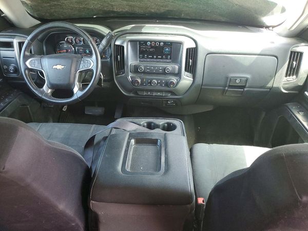 2017 CHEVROLET SILVERADO LT