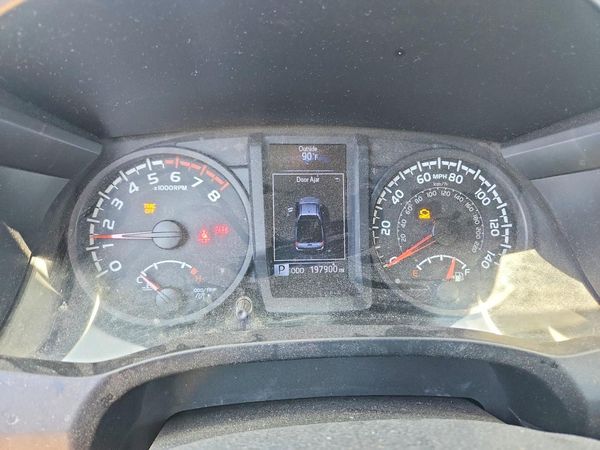 2019 TOYOTA TACOMA SR5