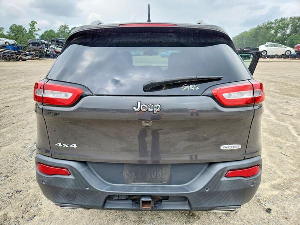 2015 JEEP CHEROKEE LATITUDE 4X4