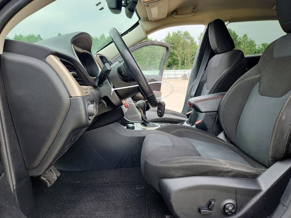 2015 JEEP CHEROKEE LATITUDE 4X4