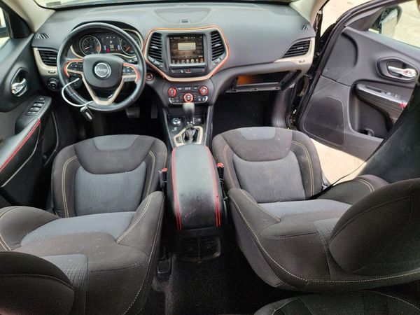 2015 JEEP CHEROKEE LATITUDE 4X4