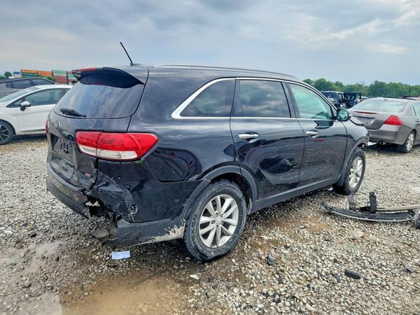 2017 KIA SORENTO