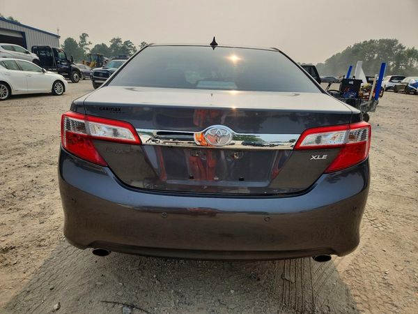 2012 TOYOTA CAMRY
