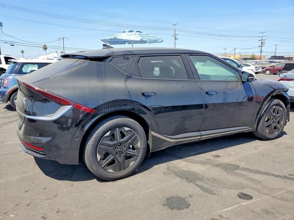 2025 KIA EV6