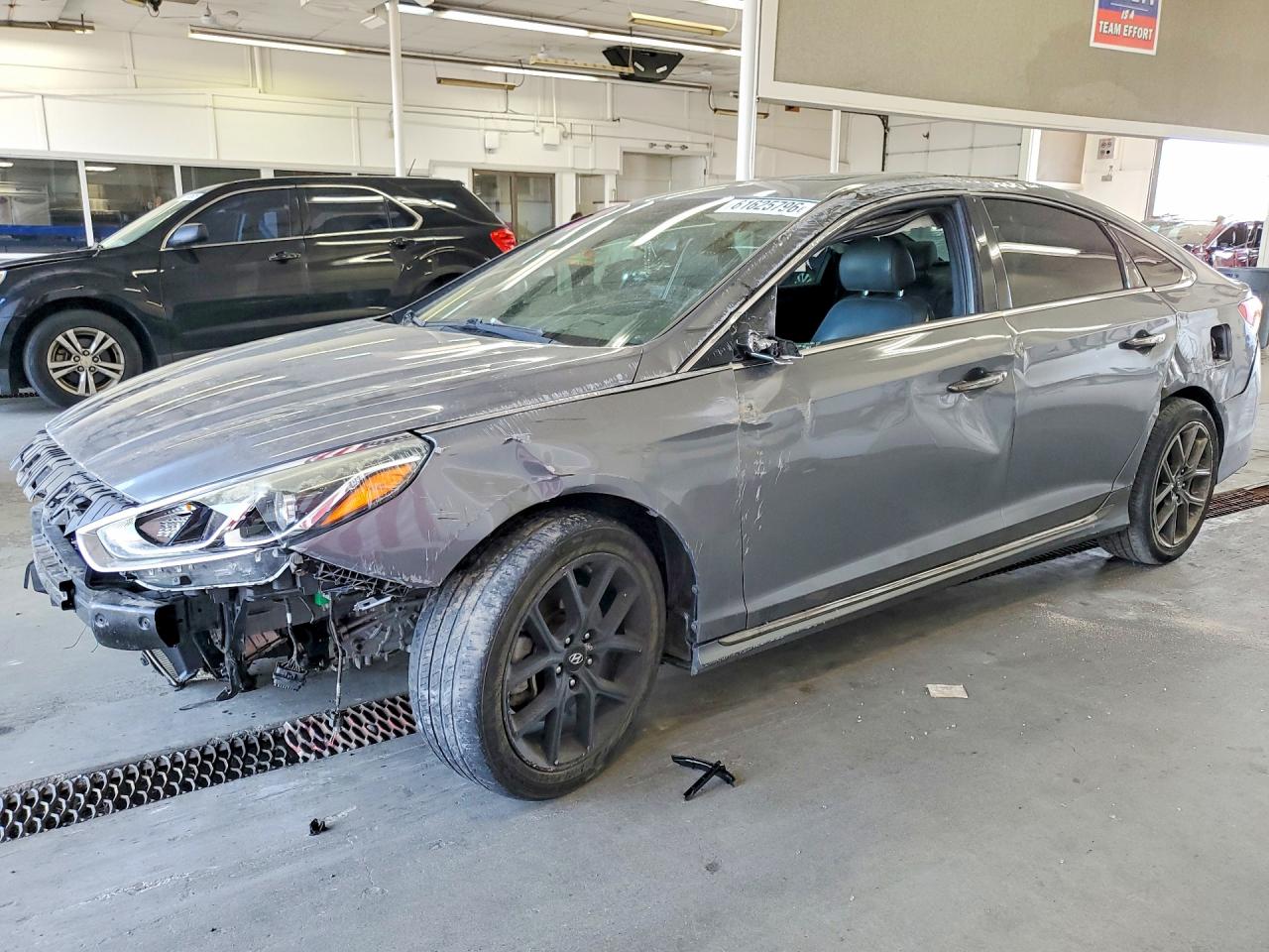 2018 HYUNDAI SONATA — Front 3/4