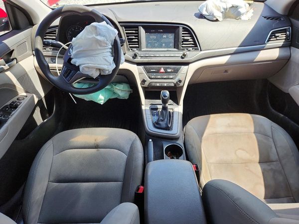 2017 HYUNDAI ELANTRA