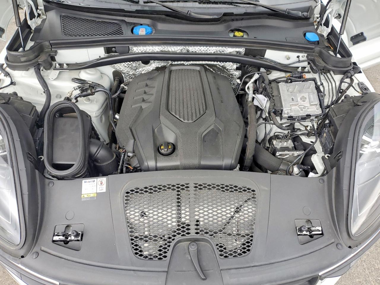 2023 PORSCHE MACAN Macan / Macan T
