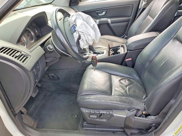 2012 VOLVO XC90