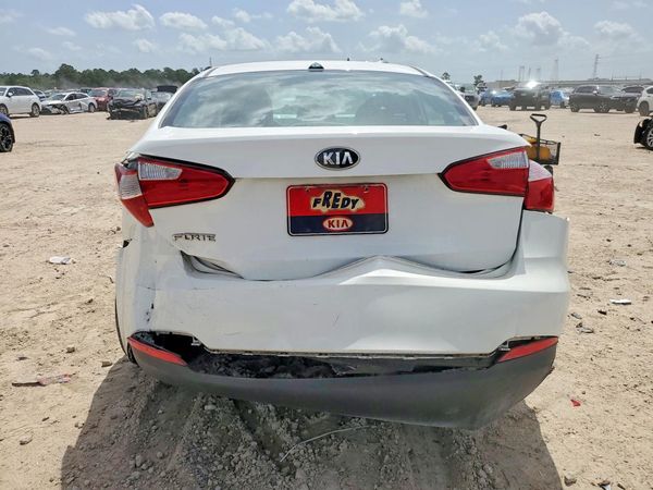 2016 KIA FORTE GL (Middle-Low Grade)