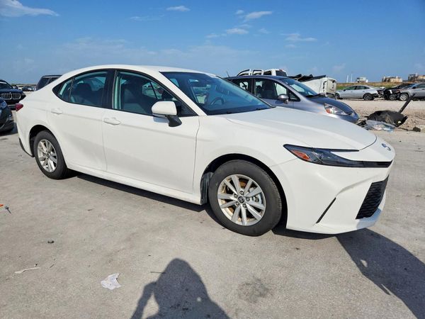 2026 TOYOTA CAMRY — Passenger 3/4