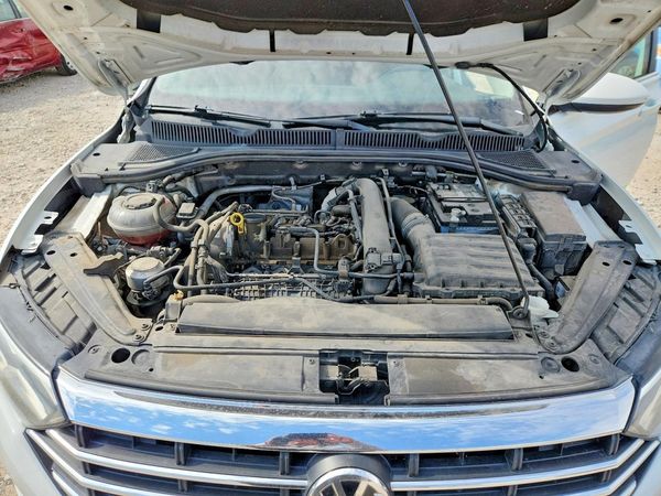 2020 VOLKSWAGEN JETTA S, SE, R-Line
