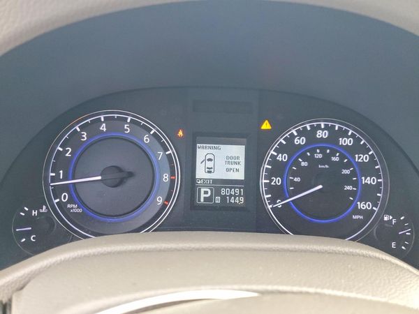 2015 INFINITI Q40
