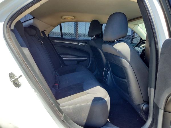2018 CHRYSLER 300
