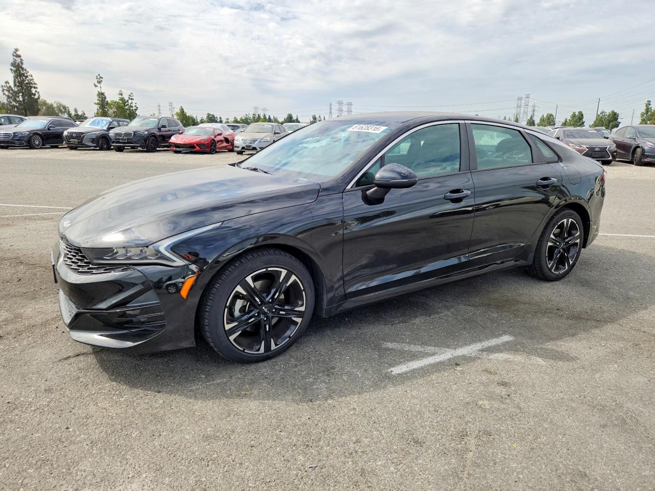 2022 KIA K5 GT-Line