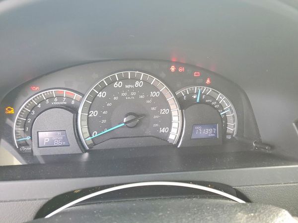 2012 TOYOTA CAMRY