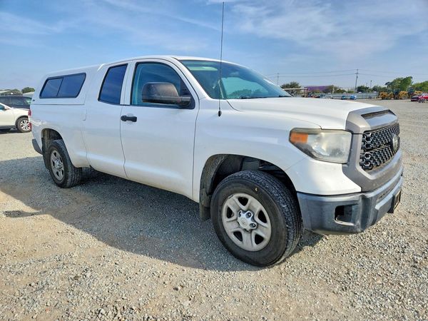 2019 TOYOTA TUNDRA SR5 Grade