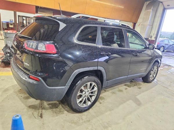 2019 JEEP CHEROKEE LATITUDE PLUS 4X4
