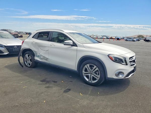 2020 MERCEDES-BENZ GLA GLA250