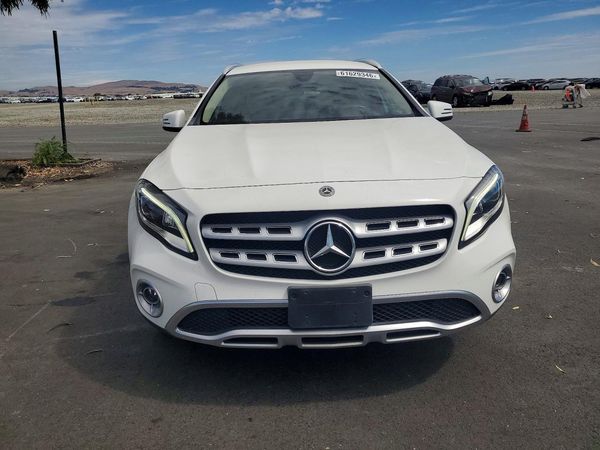 2020 MERCEDES-BENZ GLA GLA250