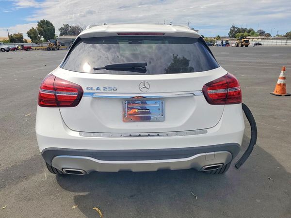 2020 MERCEDES-BENZ GLA GLA250