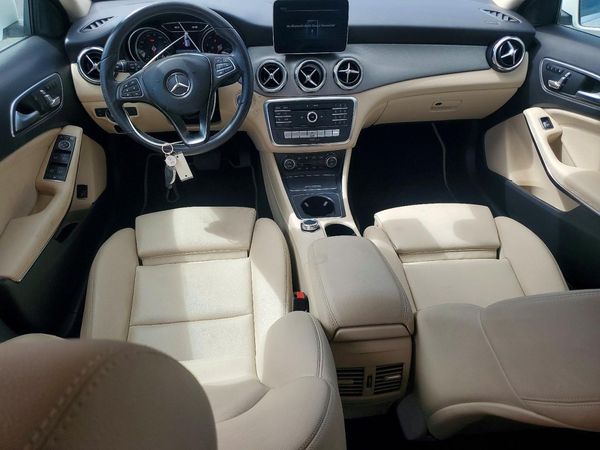 2020 MERCEDES-BENZ GLA GLA250