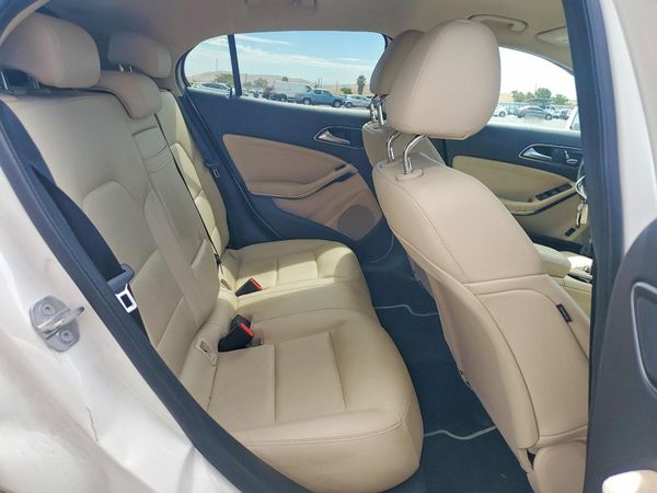 2020 MERCEDES-BENZ GLA GLA250